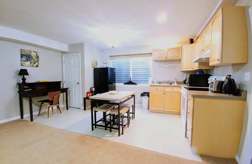 East Central Apartment | Spacious private 2bd downstairs guest apartment