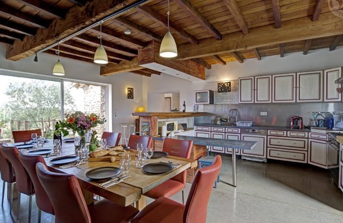 Neronde Cottage | Spacious property with non-heated pool near Roanne