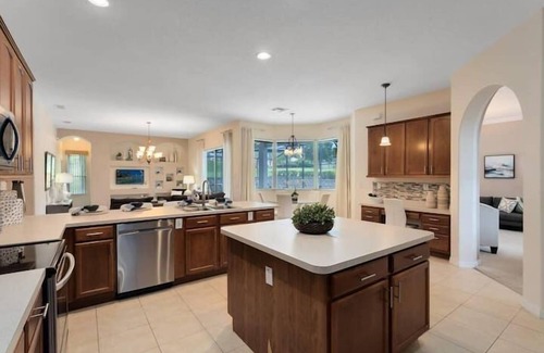 Legacy Park House | Spacious & Quiet 5 BR/3BA w/Pool and Hot Tub Close to the Magic of Disney