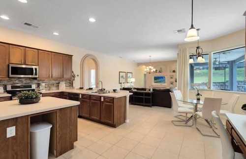 Legacy Park House | Spacious & Quiet 5 BR/3BA w/Pool and Hot Tub Close to the Magic of Disney