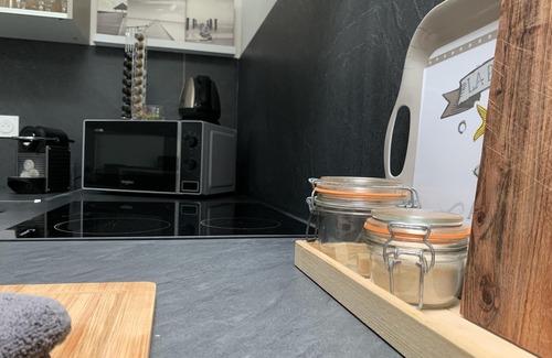 Bergerac Apartment | Spacious, quiet and cosy apartment, city center, sleeps 7-8