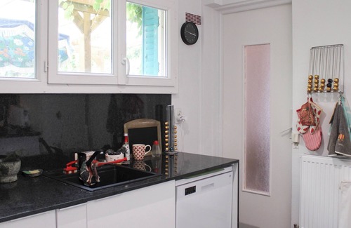 Saint-Denis House | Spacious, quiet house with pretty garden