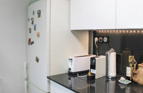 Saint-Denis House | Spacious, quiet house with pretty garden