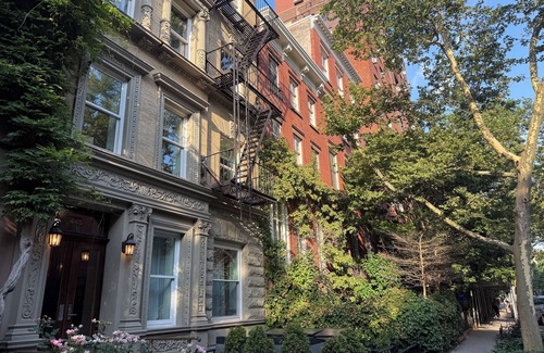 Meatpacking District Apartment | Spacious & Quiet In Chelsea. New to VRBO & 5 star reviewed on all other sites.