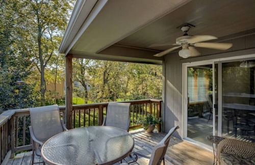 McArdle House | Spacious Ranch on Wooded Lot