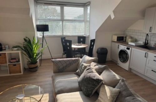 Sunderland Apartment | Spacious refurbished centrally located maisonette