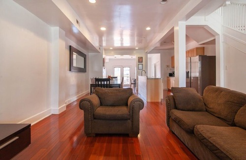 Petworth House | Spacious, Relaxing, 4 Bd 3.5 Ba Home In Petworth!