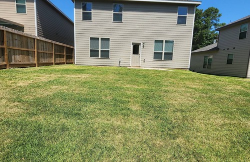 Montgomery House | Spacious Retreat 5 Min from Lake Conroe! Sleeps 10, Near Woodlands-Golf Courses