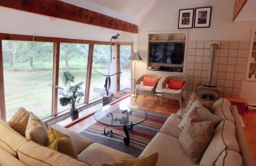West Tisbury House | Spacious Retreat. Close to beach & bike trails. AC, deck & outdoor shower