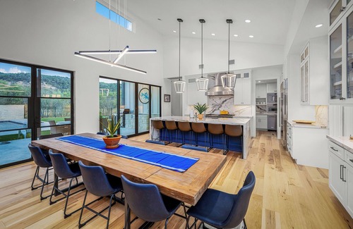 New Braunfels House | Spacious Retreat at Oxbow +Private pool +Views +EV Charger +River Access