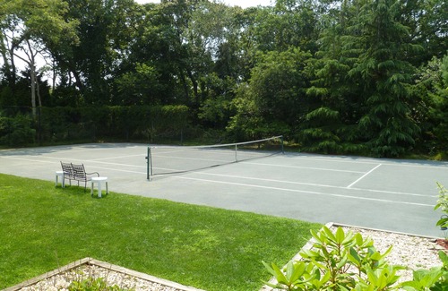 Westhampton House | Spacious Retreat-Water Views, Pool, Tennis, Pickleball, 9 min to beach & town