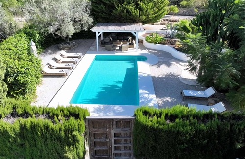 Benissa Villa | Spacious Retreat with Games