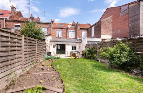 Lille Sud House | spacious room in tastefully decorated house