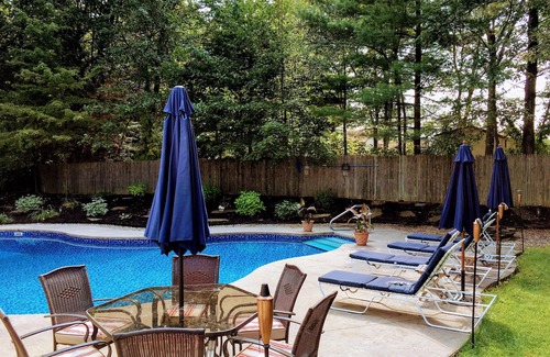 Ballston Spa House | Spacious Saratoga Farmhouse with Saltwater Pool, near the Track and Lake