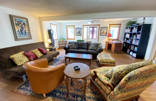 Norwalk House | Spacious & secluded grand home near Kickapoo River, Bike Trails, & ATV routes