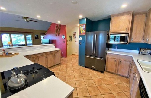 Durango - Purgatory House | Spacious & Secluded Home with Incredible Mountain Views, Private Hot Tub & Sauna