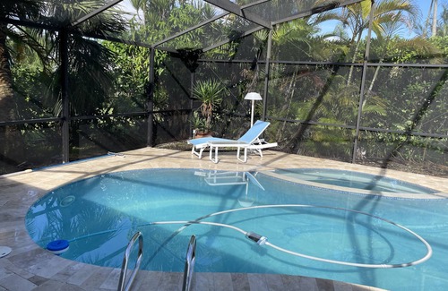 Ludlam House | spacious secluded pool home Miami. close to night life downtown Dadeland