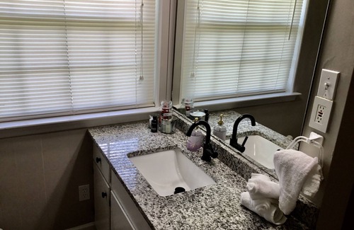 Little Rock House | Spacious separate quarters sleeps four! Non-smoking unit.