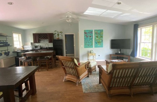 Kenyon Apartment | Spacious, Serene Guesthouse close to RI beaches, URI & southcounty destinations!