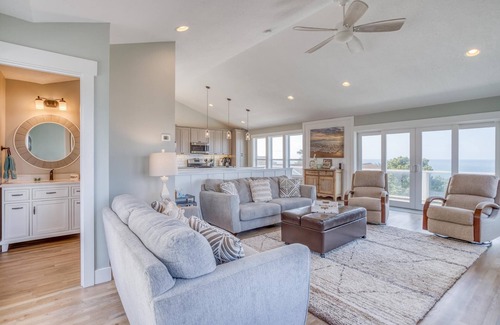 Nelscott House | Spacious, Sky-High Great Room Graces Splendidly Luxurious Ocean-view Craftsman!