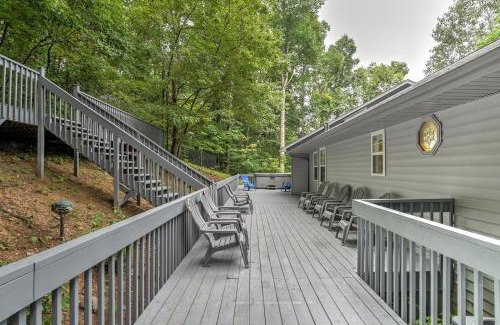 Skyland House | Spacious South Asheville Getaway