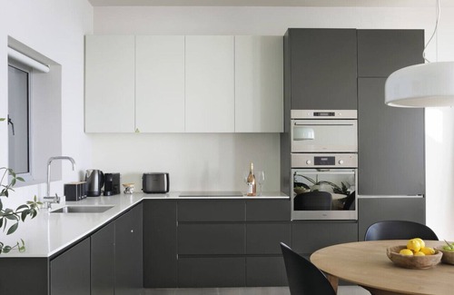 Clifton Apartment | Spacious Studio Apartment - Number 4702