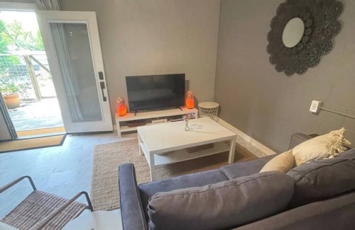 Glen Ellen House | Spacious Studio Apt. Glen Ellen