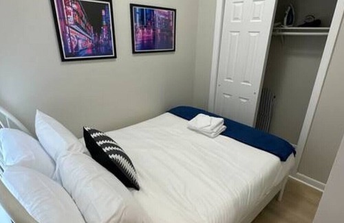 Prudential - St. Botolph Apartment | Spacious Studio! | Back Bay