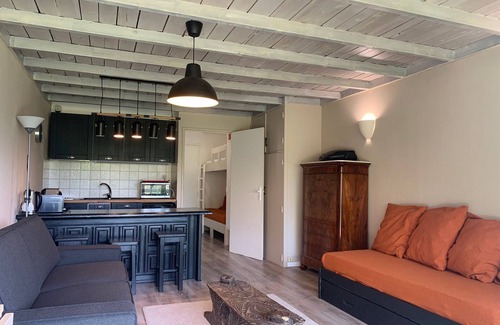 Pra Loup Apartment | Spacious Studio for 4/5 with Large South-Facing Balcony, Mountain View, Town Center - Pra Loup