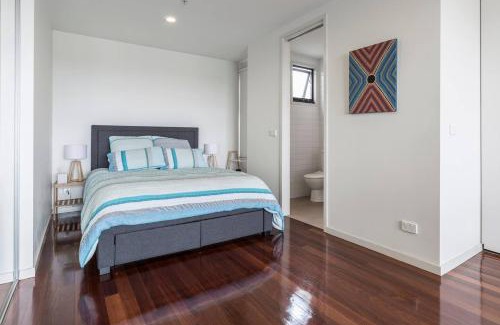 Brunswick Apartment | Spacious Studio with Balcony in Eclectic Brunswick