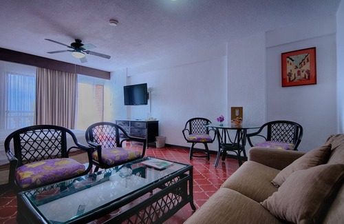 South Shore Hotel Area Hotel | Spacious Studio with Panoramic Ocean Views | Private Beach Access