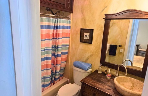 Ludlam Apartment | Spacious studio with private patio - perfect for traveling professionals!