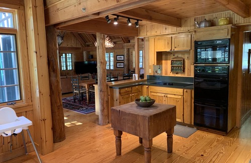 Black Butte Ranch House | Spacious, Stunning Lodge Inspired Home, Views of GM#14 Fairway