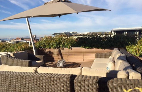Cape Town City Centre House | SPACIOUS, STYLISH, CENTRAL , SUNNY