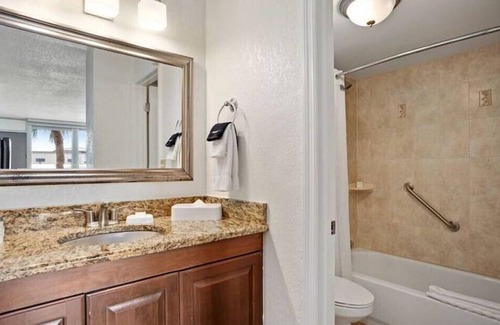 Historic Downtown Kissimmee Hotel | Spacious Suite in a Highly Desirable Location Near Theme Parks