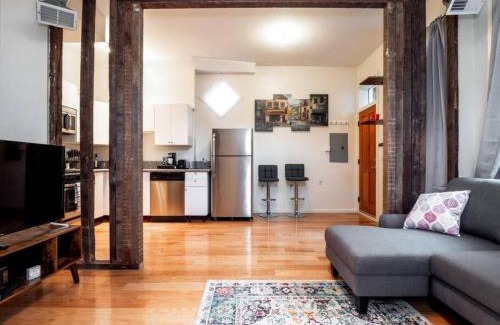 Over-the-Rhine House | Spacious Suites in OTR - Findlay Market