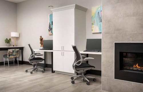Northfield House | Spacious suites near Downtown Denver!