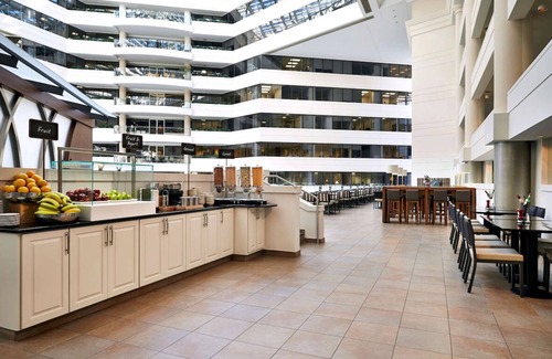 Friendship Heights Hotel | Spacious Suites with Metro Access | Hotel Unit w/Pool & Near Metro