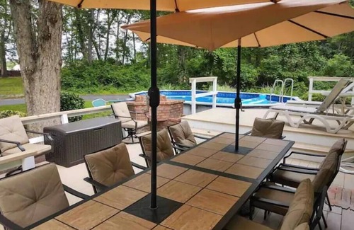 Cape May House | Spacious Summer rental! Secluded on 3 acres near the ocean and the Bay!