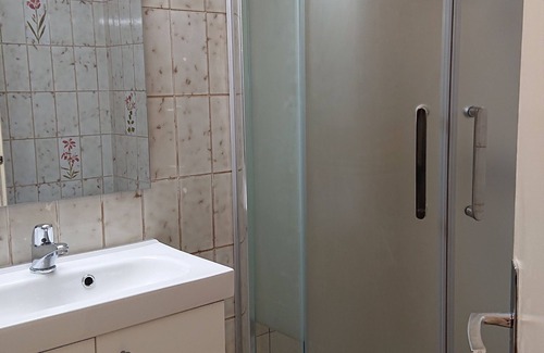 Vernet-les-Bains Apartment | Spacious T1 - 3 * - Aux Plaisirs du Conflent - Ideal Cure, Tourism, Hiking