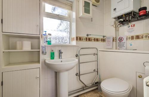 Tilbury Villa | Spacious Tilbury Home - Perfect for Contractors, Families, Groups