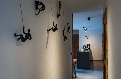 Saint-Sorlin-d'Arves Apartment | Spacious top of the range flat in the heart of the village with sauna