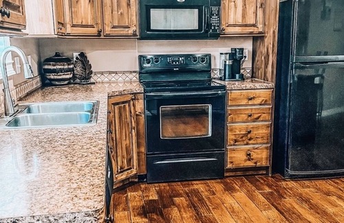 Idaho Falls House | Spacious Town House