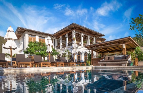 Las Catalinas House | Spacious Town View with Plunge Pool, Balconies, near the Beach at Las Catalinas