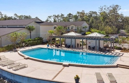 Epworth Acres House | Spacious Townhome at Mariners Landing Sleeps 6
