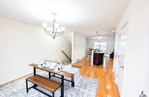 Seward Place House | Spacious Townhouse in Schenectady-B9