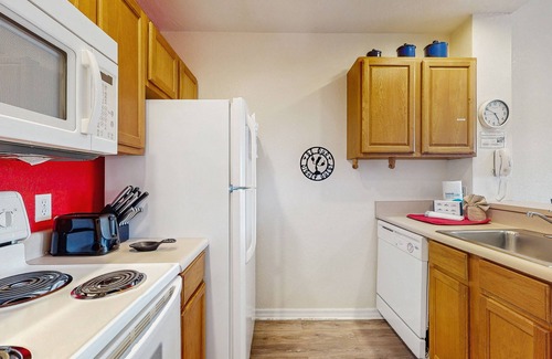 Venetian Bay Villages House | Spacious townhouse with resort style amenities, waterview and fitness center