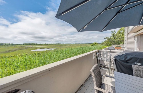 Cape May House | Spacious Townhouse with Sunset Views of Bird Sanctuary - and Community Pool