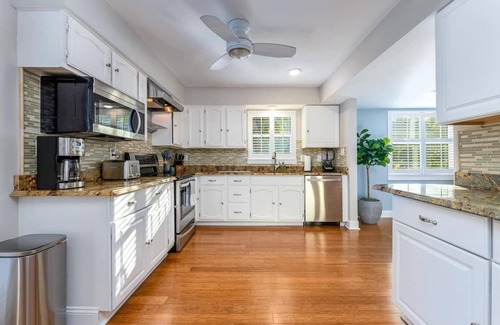 Sunset Beach House | Spacious Treasure Island House With Heated Pool Located Only 2 Minutes From The Beach