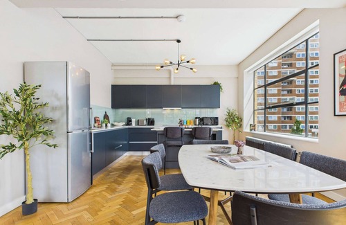 Hoxton Apartment | Spacious Two-Bedroom Haven by Tech City